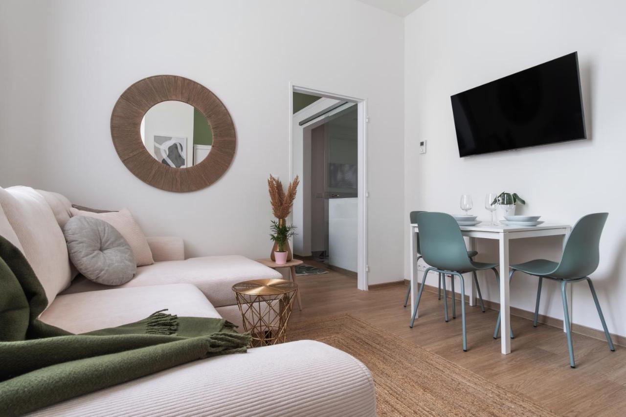 Mizu House By Prague Days Apartment Bagian luar foto