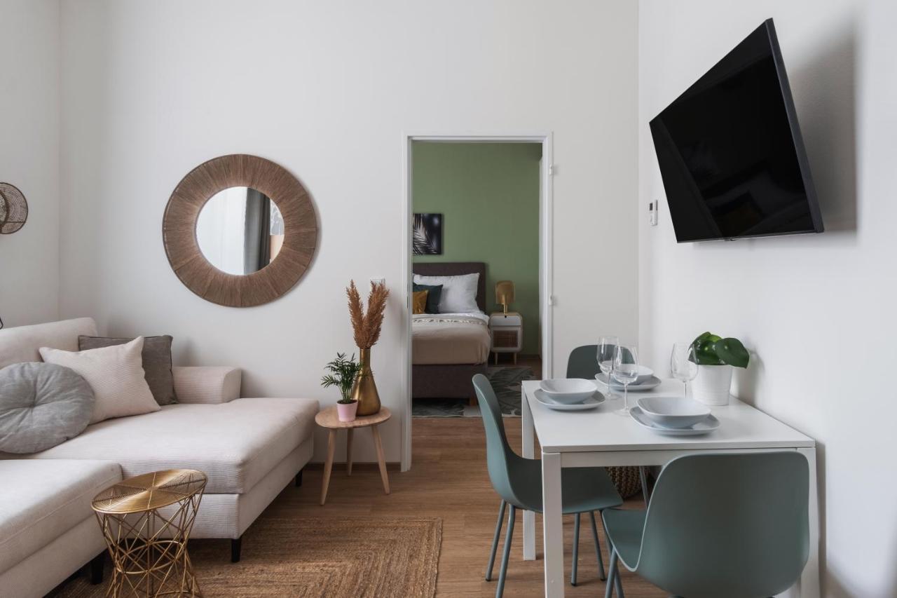 Mizu House By Prague Days Apartment Bagian luar foto