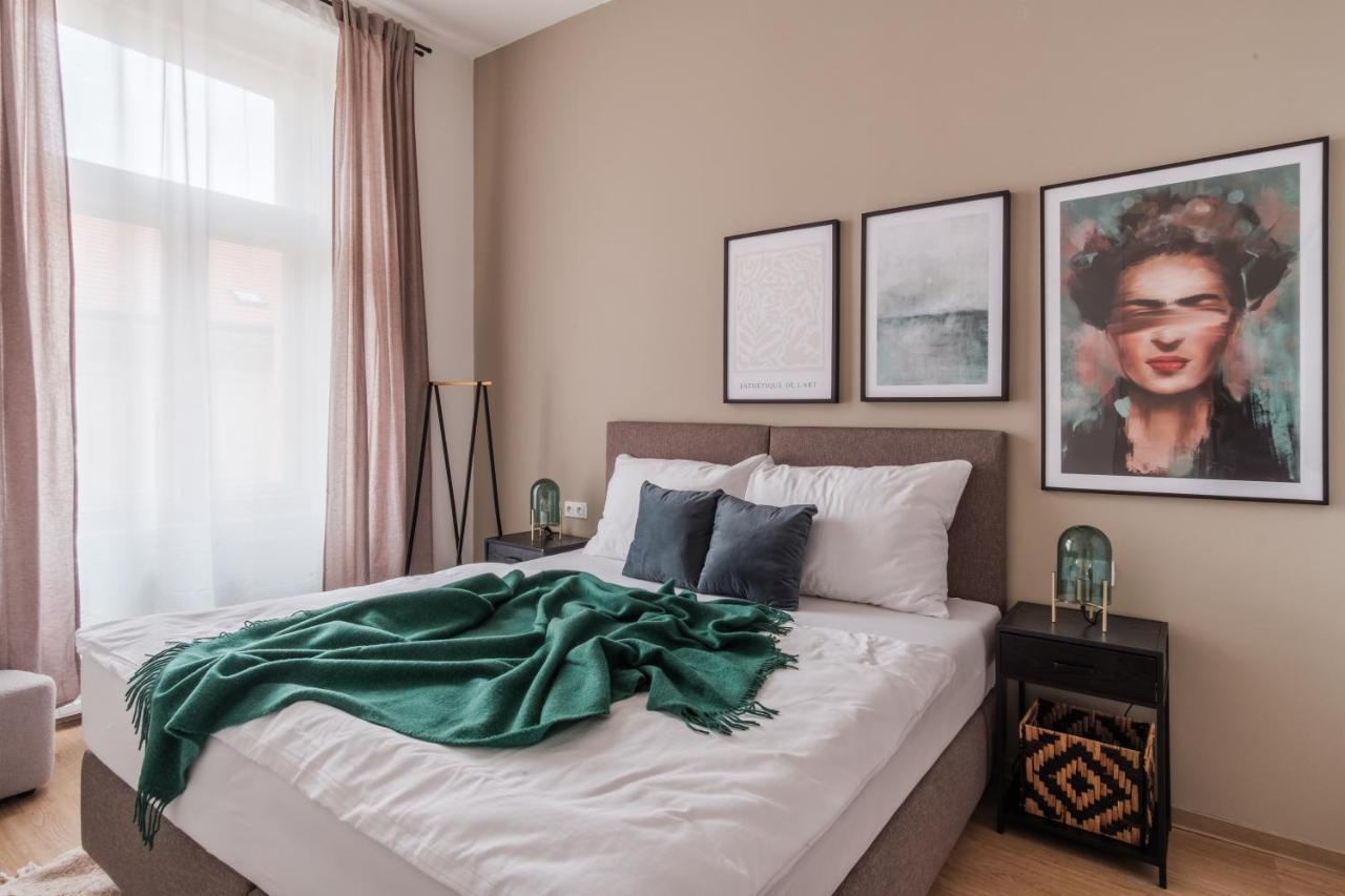 Mizu House By Prague Days Apartment Bagian luar foto