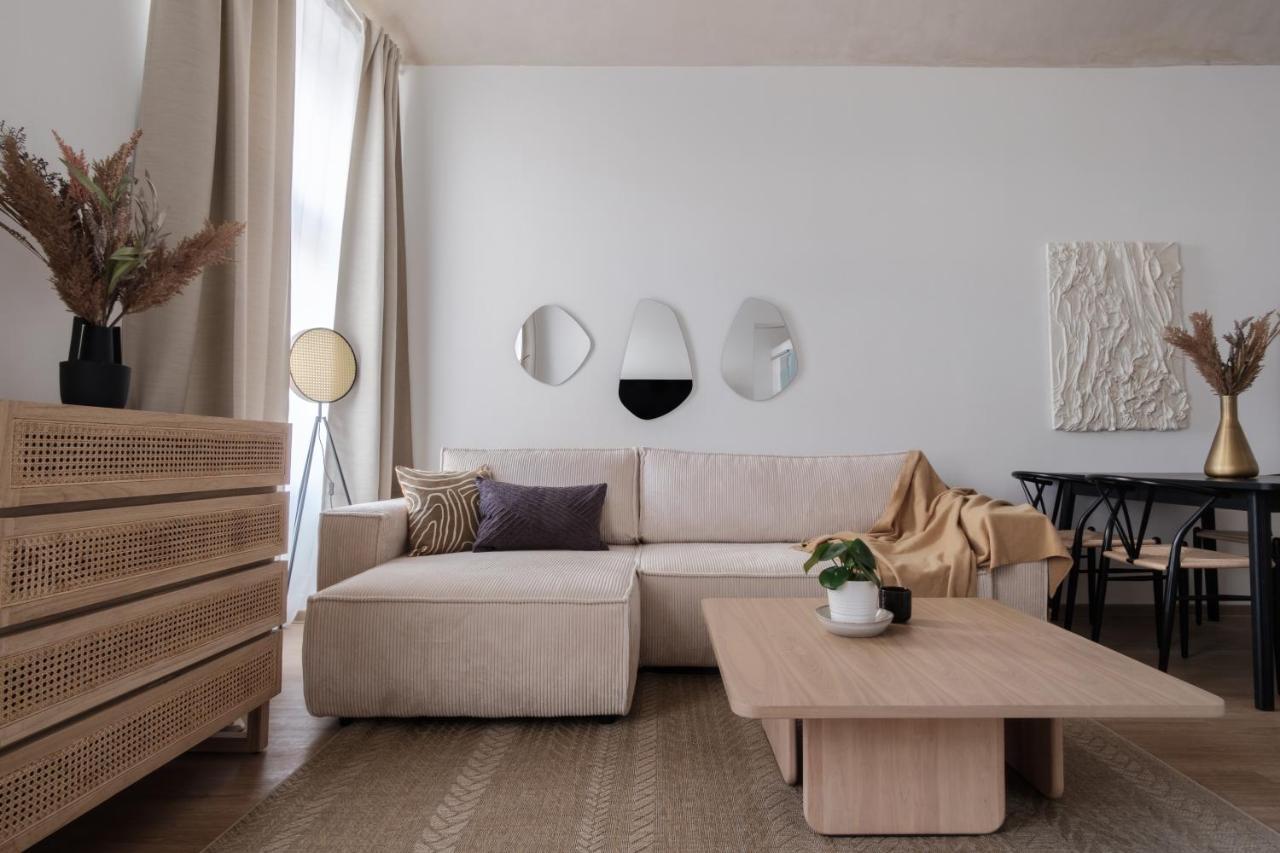 Mizu House By Prague Days Apartment Bagian luar foto